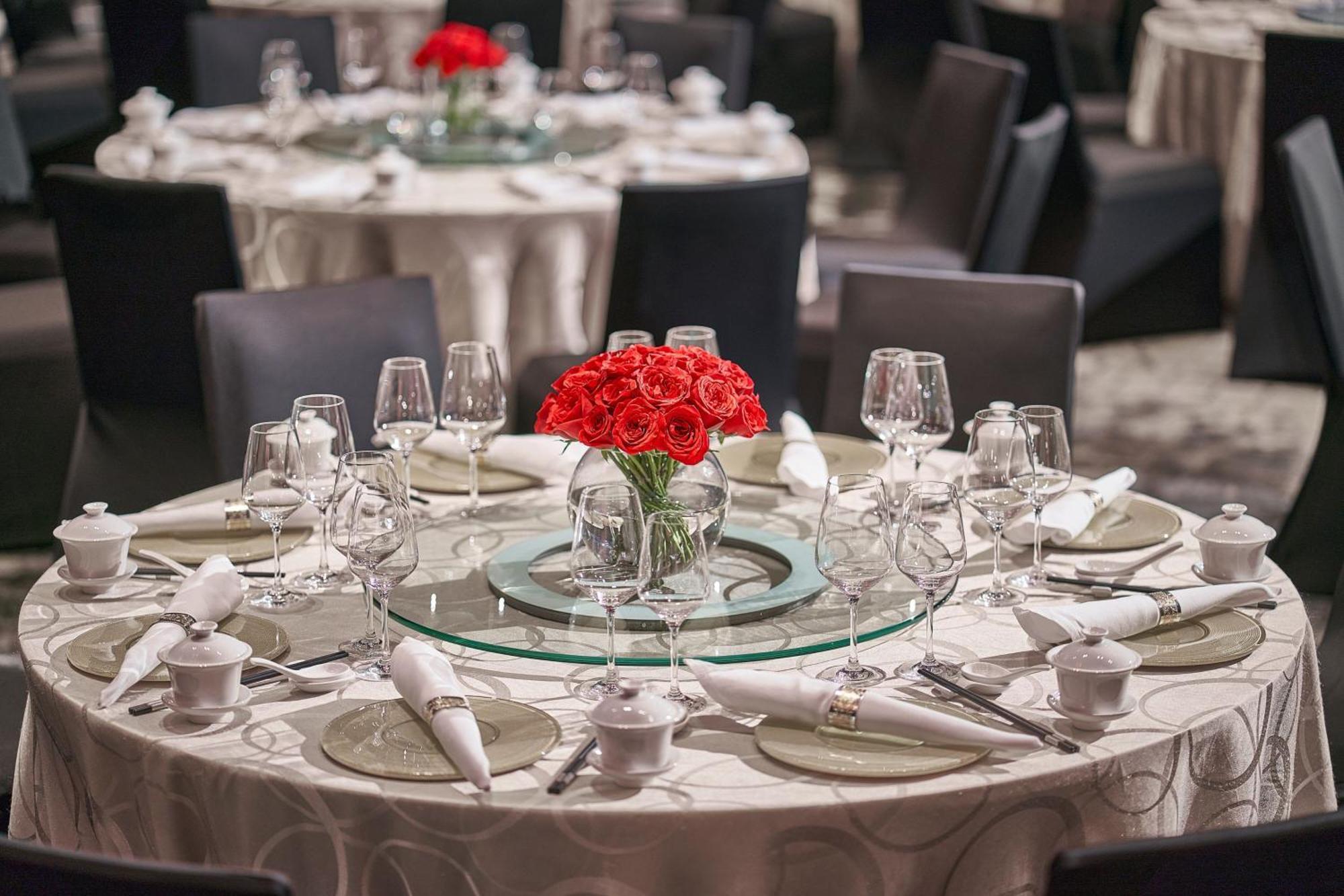 Khách sạn Marriott Tang Plaza 5*
